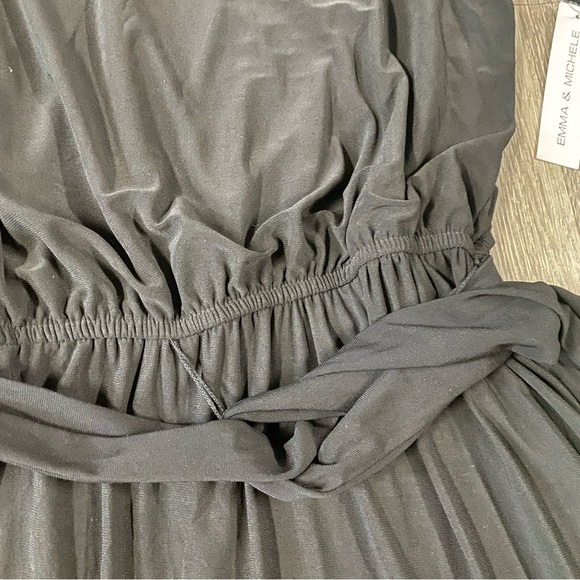 EMMA & MICHELE Black Dress Women’s Size Large Bell Sleeve Tie Waist NWT - Picture 4 of 6